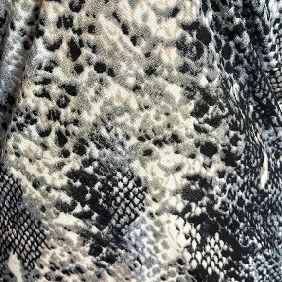Lavish Snakeskin Print Long-sleeve Top - Picture 4 of 14